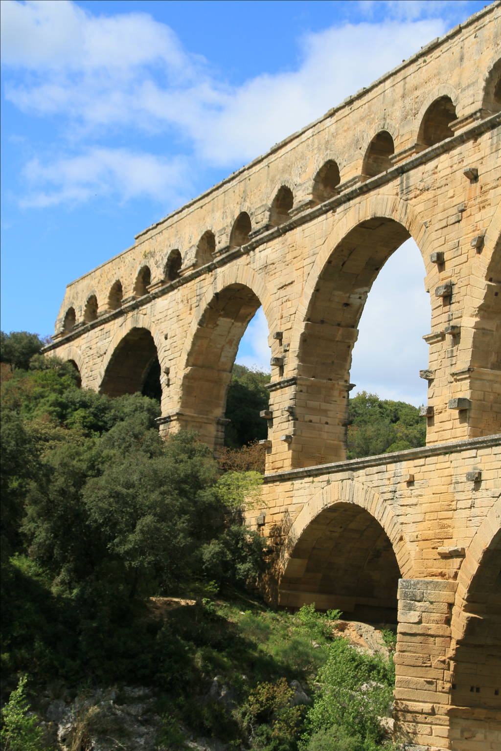 pontdugard